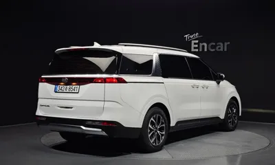 Kia Canival 2021, 118364 км, за 14873.09 USD