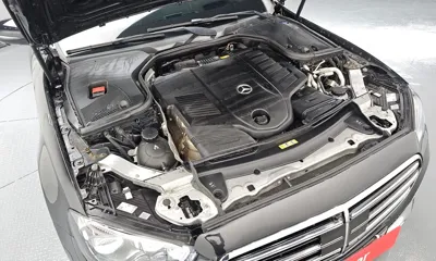Mercedes-Benz E-Class 2021, 87615 км, за 26585.27 USD - фото 6