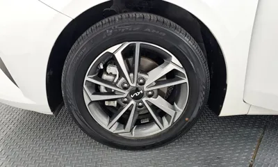 Kia K3 2022, 9865 км, за 13784.95 USD