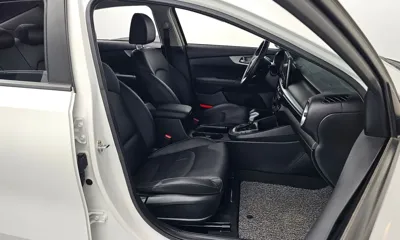Kia K3 2022, 9865 км, за 13680.79 USD - фото 10