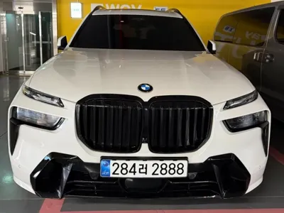 BMW X7 · 2025 год