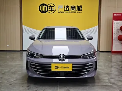 Volkswagen Passat 2024, 6700 км, за 22041.95 USD