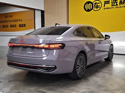 Volkswagen Passat 2024, 6700 км, за 22041.95 USD