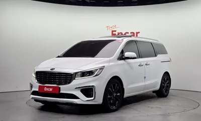 Kia Canival · 2019 год