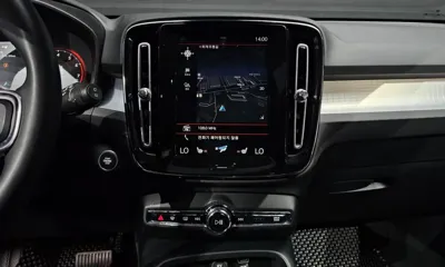 Volvo XC40 2019, 64179 км, за 15042.03 USD - фото 14