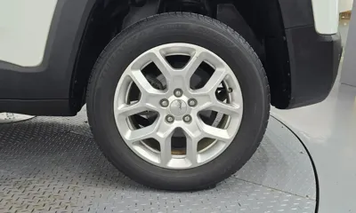Jeep Renegade 2016, 114338 км, за 5846.03 USD