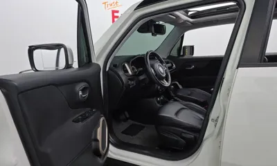 Jeep Renegade 2016, 114338 км, за 5846.03 USD - фото 10