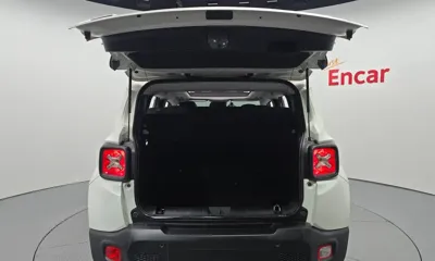 Jeep Renegade 2016, 114338 км, за 5846.03 USD - фото 20