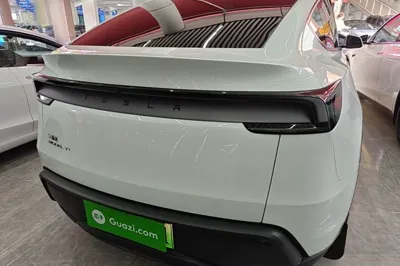 Tesla Model Y 2026, 8500 км, за 41991 USD