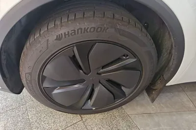 Tesla Model Y 2026, 8500 км, за 41991 USD - фото 10