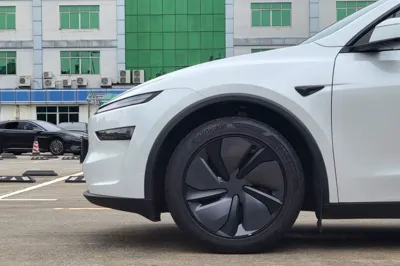 Tesla Model Y 2026, 8500 км, за 41991 USD - фото 22
