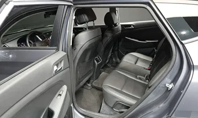 Hyundai Tucson 2017, 92069 км, за 8940.39 USD - фото 11