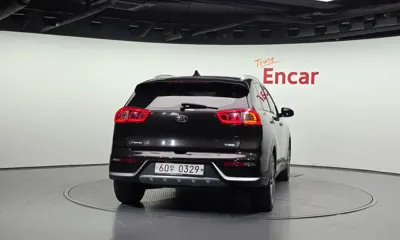 Kia Niro 2017, 218976 км, за 4877.25 USD