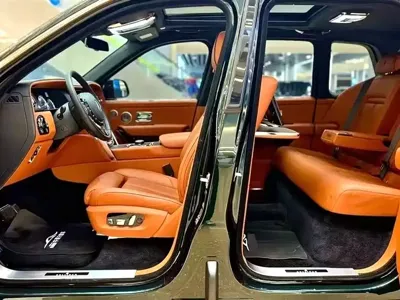 Rolls-Royce Cullinan 2022, 17000 км, за 603137.22 USD