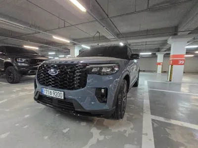 Ford Explorer · 2025 год