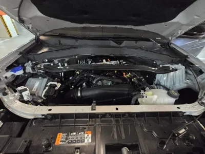 Ford Explorer 2025, 2500 км, за 37744.52 USD - фото 19