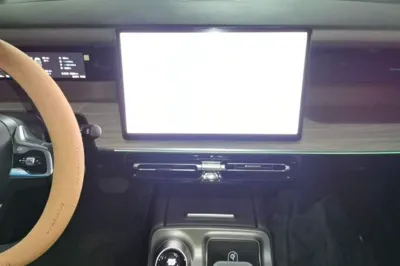 GAC Trumpchi E8 New Energy 2024, 49300 км, за 21921 USD - фото 20