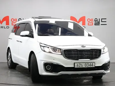 Kia Canival 2016, 114181 км, за 8336.62 USD
