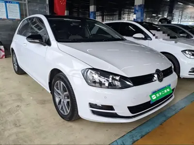 Volkswagen Golf 2018, 95300 км, за 7928.76 USD