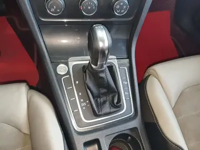 Volkswagen Golf 2018, 95300 км, за 7928.76 USD - фото 14