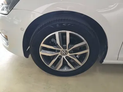 Volkswagen Golf 2018, 95300 км, за 7928.76 USD - фото 23