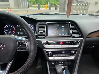 Hyundai Sonata 2018, 112489 км, за 8008.4 USD - фото 7