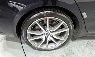 Genesis G70 2023, 25210 км, за 23640.3 USD