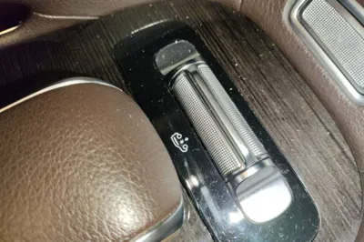 Mercedes-Benz GLE 2020, 146500 км, за 39447 USD - фото 20