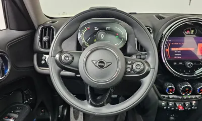 MINI Countryman 2021, 59292 км, за 15032.17 USD - фото 12