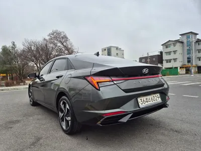 Hyundai Avante 2021, 68084 км, за 11636.22 USD