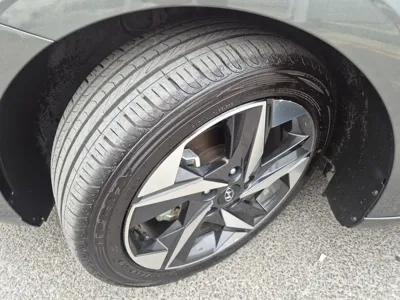 Hyundai Avante 2021, 68084 км, за 11636.22 USD