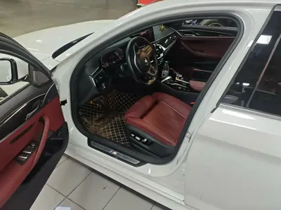 BMW 5 Series 2022, 62000 км, за 36491.35 USD
