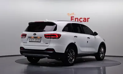 Kia Sorento 2016, 187320 км, за 7403.5 USD