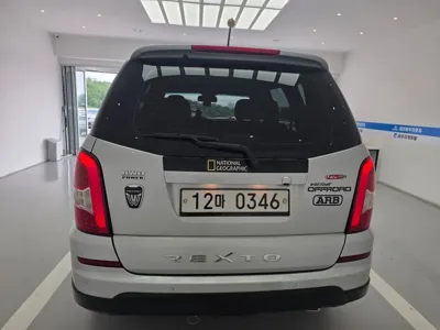 KG_Mobility_Ssangyong Rexton 2016, 212979 км, за 3544.7 USD