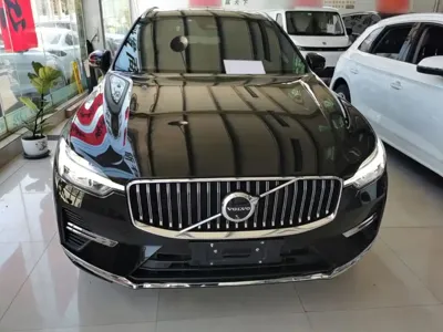 Volvo XC60 PHEV 2023, 48900 км, за 24793.79 USD