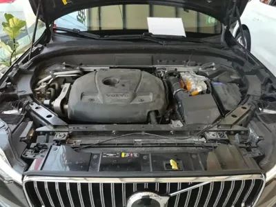 Volvo XC60 PHEV 2023, 48900 км, за 24793.79 USD - фото 16