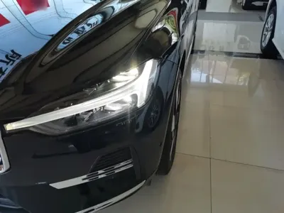 Volvo XC60 PHEV 2023, 48900 км, за 24793.79 USD - фото 18