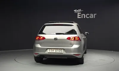 Volkswagen Golf 2014, 62529 км, за 5978.41 USD