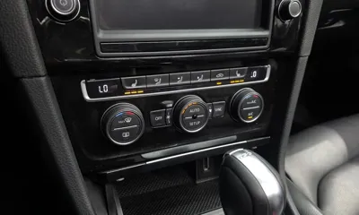 Volkswagen Golf 2014, 62529 км, за 5978.41 USD - фото 17