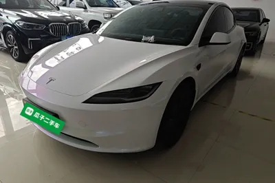 Tesla Model 3 · 2025 год