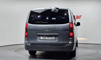 Hyundai Starex 2017, 118556 км, за 6892.48 USD
