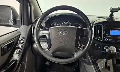 Hyundai Starex 2017, 118556 км, за 6892.48 USD - фото 13