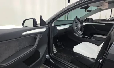 Tesla Model Y 2024, 44593 км, за 31203.27 USD - фото 10