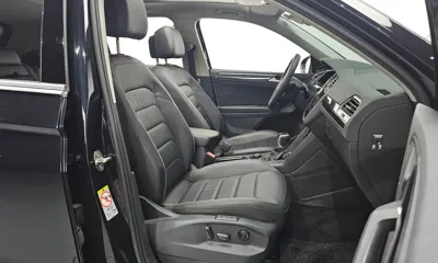 Volkswagen Tiguan 2022, 71362 км, за 29250.83 USD - фото 10
