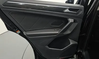 Volkswagen Tiguan 2022, 71362 км, за 29250.83 USD - фото 25