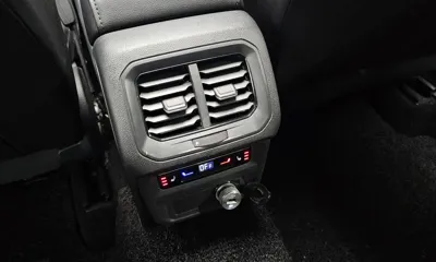 Volkswagen Tiguan 2022, 71362 км, за 29250.83 USD - фото 31