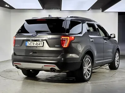 Ford Explorer 2017, 196793 км, за 5907.84 USD