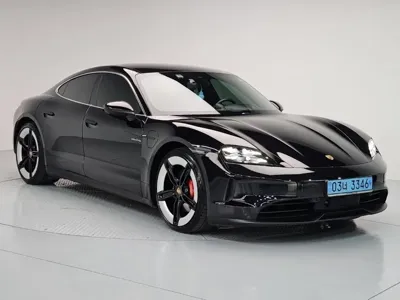 Porsche Taycan 2025, 30200 км, за 77489.06 USD