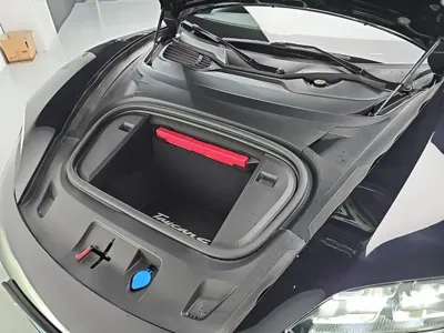 Porsche Taycan 2025, 30200 км, за 77489.06 USD - фото 6