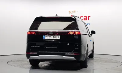 Kia Canival 2021, 29259 км, за 16446.72 USD